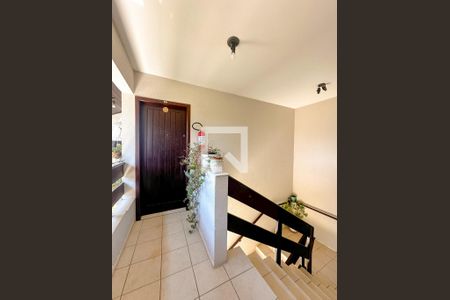 Hall social de apartamento para alugar com 3 quartos, 69m² em Canasvieiras, Florianópolis