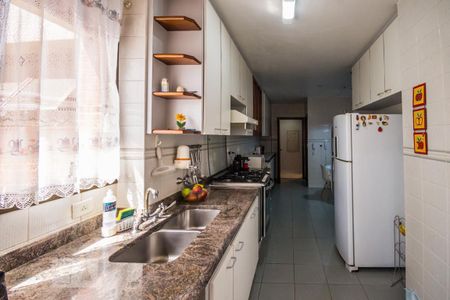 Apartamento à venda com 148m², 4 quartos e 3 vagasCozinha