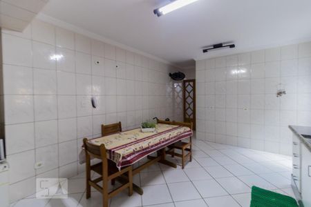 Casa à venda com 454m², 3 quartos e 1 vagaCozinha