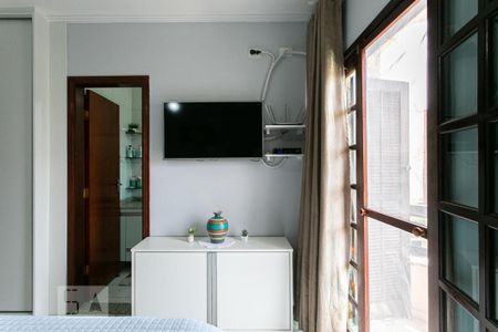 Casa à venda com 92m², 3 quartos e 2 vagasSuíte