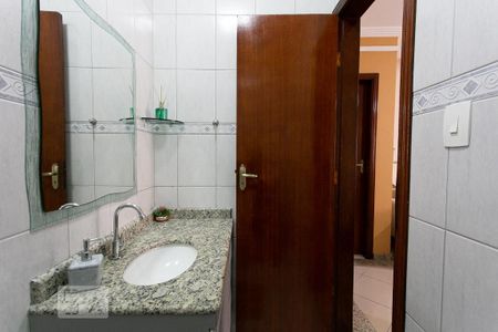 Casa à venda com 92m², 3 quartos e 2 vagasLavabo