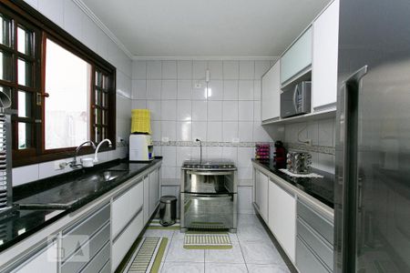 Casa à venda com 92m², 3 quartos e 2 vagasCozinha