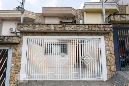 Casa à venda com 92m², 3 quartos e 2 vagasFachada