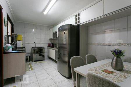 Casa à venda com 92m², 3 quartos e 2 vagasCozinha
