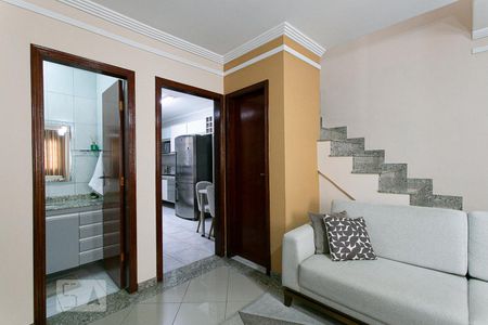 Sala de casa à venda com 3 quartos, 92m² em Vila Invernada, São Paulo