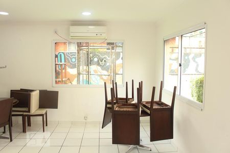 Apartamento à venda com 48m², 2 quartos e 1 vagaÁrea comum - Salão de festas