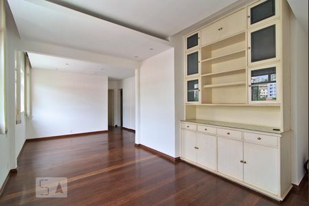 Sala de apartamento à venda com 4 quartos, 119m² em Serra, Belo Horizonte