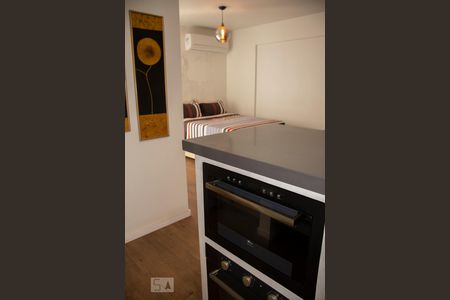 Kitnet Quarto Sala Cozinha de kitnet/studio para alugar com 1 quarto, 36m² em Centro, São Vicente