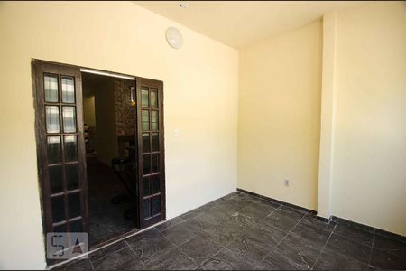 Quarto de apartamento à venda com 1 quarto, 42m² em Cocotá, Rio de Janeiro