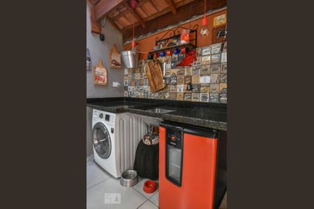 Casa à venda com 140m², 3 quartos e 2 vagasLavanderia