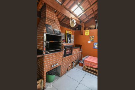 Casa à venda com 140m², 3 quartos e 2 vagasVaranda Gourmet