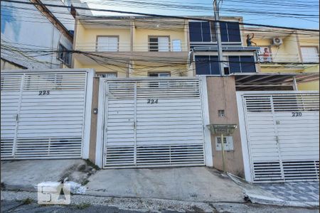 Casa à venda com 140m², 3 quartos e 2 vagasFachada