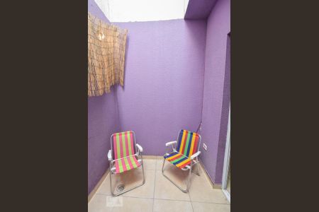 Casa à venda com 140m², 3 quartos e 2 vagasVaranda 02