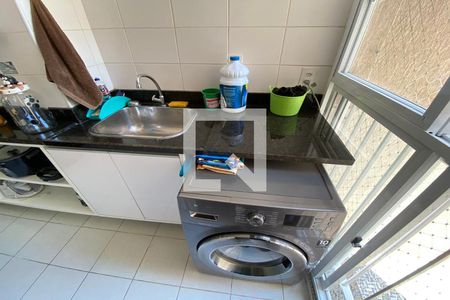 Apartamento à venda com 90m², 3 quartos e 1 vagaÁrea de Serviço