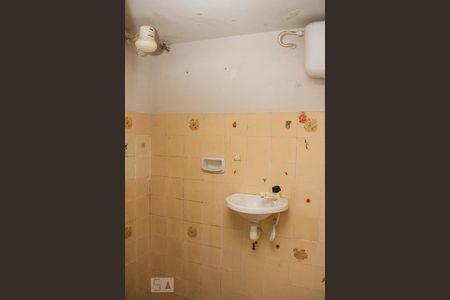 Casa para alugar com 35m², 1 quarto e sem vagaBanheiro