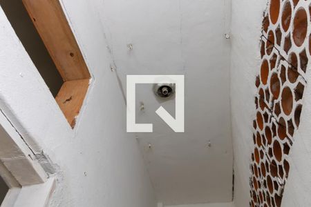 Casa de condomínio para alugar com 38m², 1 quarto e sem vaga