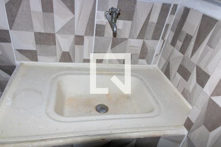 Casa de condomínio para alugar com 38m², 1 quarto e sem vaga