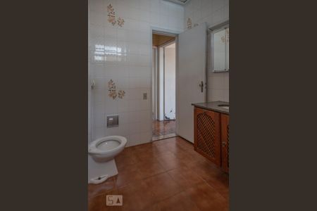 Casa de condomínio à venda com 150m², 3 quartos e 2 vagas Casa de condomínio à venda com 150m², 3 quartos e 2 vagasBanheiro 2