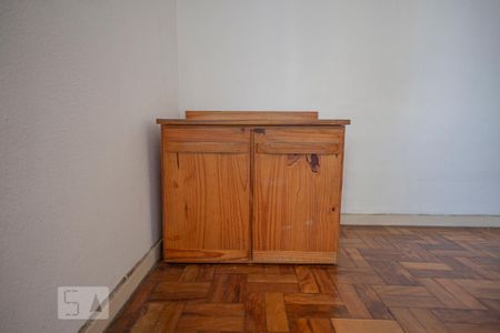 Casa de condomínio à venda com 150m², 3 quartos e 2 vagas Casa de condomínio à venda com 150m², 3 quartos e 2 vagasQuarto 1 Armário