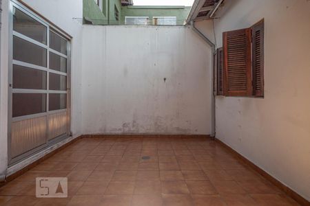 Casa de condomínio à venda com 150m², 3 quartos e 2 vagas Casa de condomínio à venda com 150m², 3 quartos e 2 vagasÁrea de Serviço