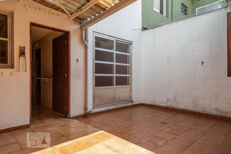 Casa de condomínio à venda com 150m², 3 quartos e 2 vagas Casa de condomínio à venda com 150m², 3 quartos e 2 vagasÁrea de Serviço