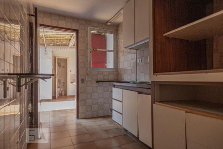 Casa de condomínio à venda com 150m², 3 quartos e 2 vagas Casa de condomínio à venda com 150m², 3 quartos e 2 vagasCozinha