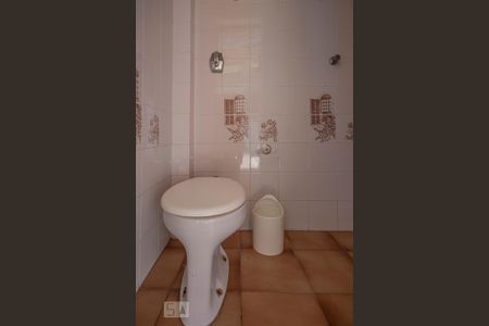 Casa de condomínio à venda com 150m², 3 quartos e 2 vagas Casa de condomínio à venda com 150m², 3 quartos e 2 vagasBanheiro 1