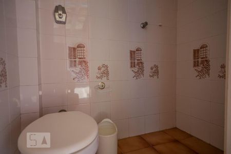 Casa de condomínio à venda com 150m², 3 quartos e 2 vagas Casa de condomínio à venda com 150m², 3 quartos e 2 vagasBanheiro 1