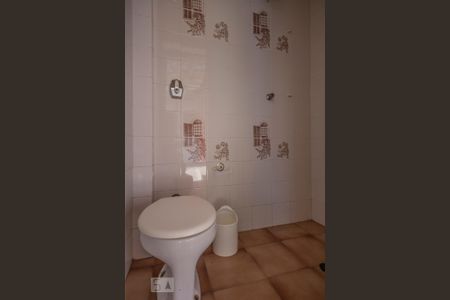 Casa de condomínio à venda com 150m², 3 quartos e 2 vagas Casa de condomínio à venda com 150m², 3 quartos e 2 vagasBanheiro 1