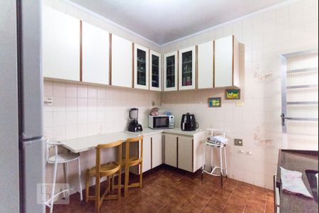 Apartamento à venda com 95m², 2 quartos e sem vaga Apartamento à venda com 95m², 2 quartos e sem vagaCozinha