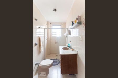 Apartamento à venda com 95m², 2 quartos e sem vaga Apartamento à venda com 95m², 2 quartos e sem vagaBanheiro