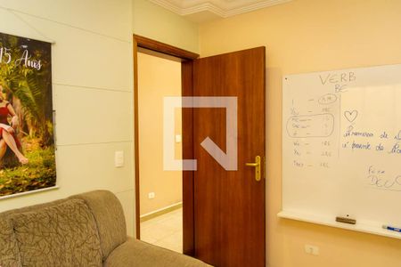 Casa à venda com 292m², 4 quartos e 4 vagas Casa à venda com 292m², 4 quartos e 4 vagasEscritório