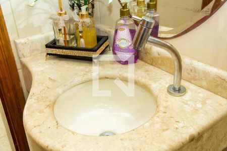 Casa à venda com 292m², 4 quartos e 4 vagas Casa à venda com 292m², 4 quartos e 4 vagasLavabo