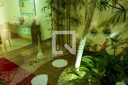 Casa à venda com 292m², 4 quartos e 4 vagas Casa à venda com 292m², 4 quartos e 4 vagasJardim de inverno