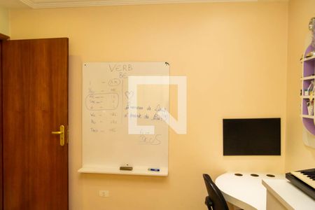 Casa à venda com 292m², 4 quartos e 4 vagas Casa à venda com 292m², 4 quartos e 4 vagasEscritório