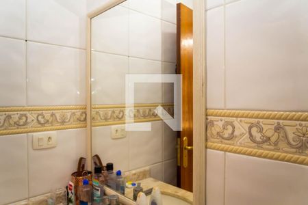 Casa à venda com 292m², 4 quartos e 4 vagas Casa à venda com 292m², 4 quartos e 4 vagasBanheiro da Suíte 2