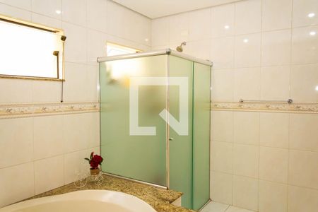 Casa à venda com 292m², 4 quartos e 4 vagas Casa à venda com 292m², 4 quartos e 4 vagasBanheiro da Suíte 3