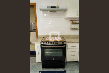 Casa à venda com 292m², 4 quartos e 4 vagas Casa à venda com 292m², 4 quartos e 4 vagasCozinha