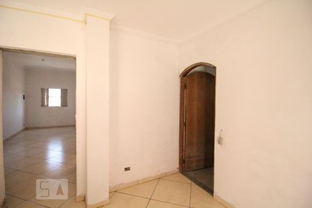 Sala de casa para alugar com 2 quartos, 60m² em Vila Zat, São Paulo
