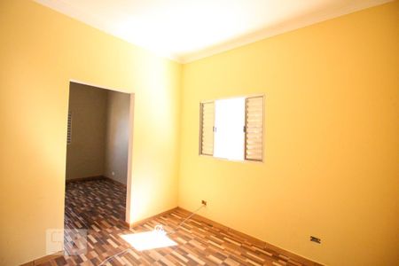 Quarto 1 de casa para alugar com 2 quartos, 60m² em Vila Zat, São Paulo