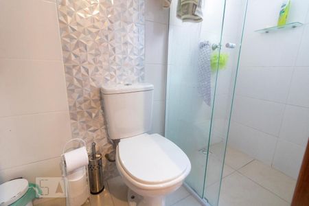 Apartamento à venda com 110m², 2 quartos e 1 vaga Apartamento à venda com 110m², 2 quartos e 1 vagaBanheiro da Suíte