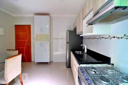 Sala/Cozinha de apartamento para alugar com 2 quartos, 60m² em Utinga, Santo André