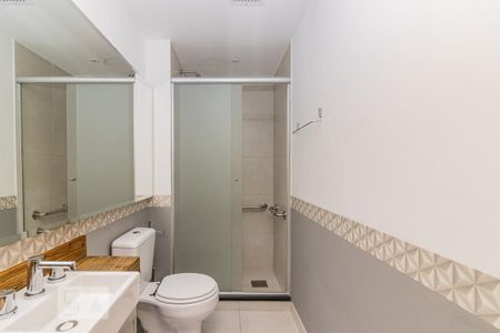 Banheiro de apartamento à venda com 3 quartos, 74m² em Teresópolis, Porto Alegre