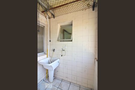 Apartamento à venda com 65m², 2 quartos e 1 vagaÁrea de Serviço