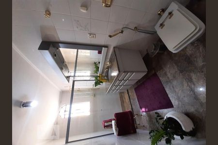 Casa à venda com 440m², 5 quartos e 2 vagas Casa à venda com 440m², 5 quartos e 2 vagasBanheiro 2