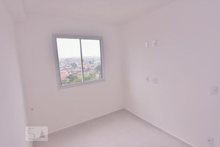 Quarto Suíte de kitnet/studio para alugar com 1 quarto, 27m² em Cidade Satélite Santa Bárbara, São Paulo