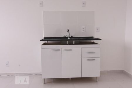 Cozinha e Área de Serviço de kitnet/studio para alugar com 1 quarto, 27m² em Cidade Satélite Santa Bárbara, São Paulo