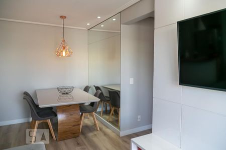 Sala de apartamento para alugar com 2 quartos, 62m² em Vila Endres, Guarulhos