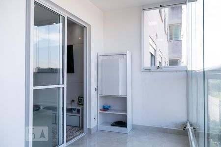 Varanda da sala de apartamento para alugar com 2 quartos, 62m² em Vila Endres, Guarulhos