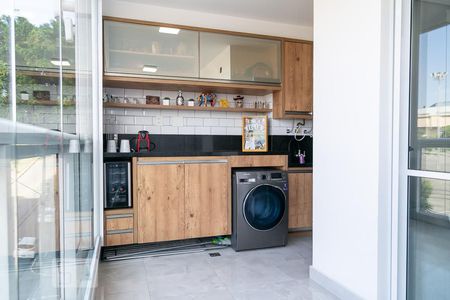 Varanda da sala de apartamento para alugar com 2 quartos, 62m² em Vila Endres, Guarulhos